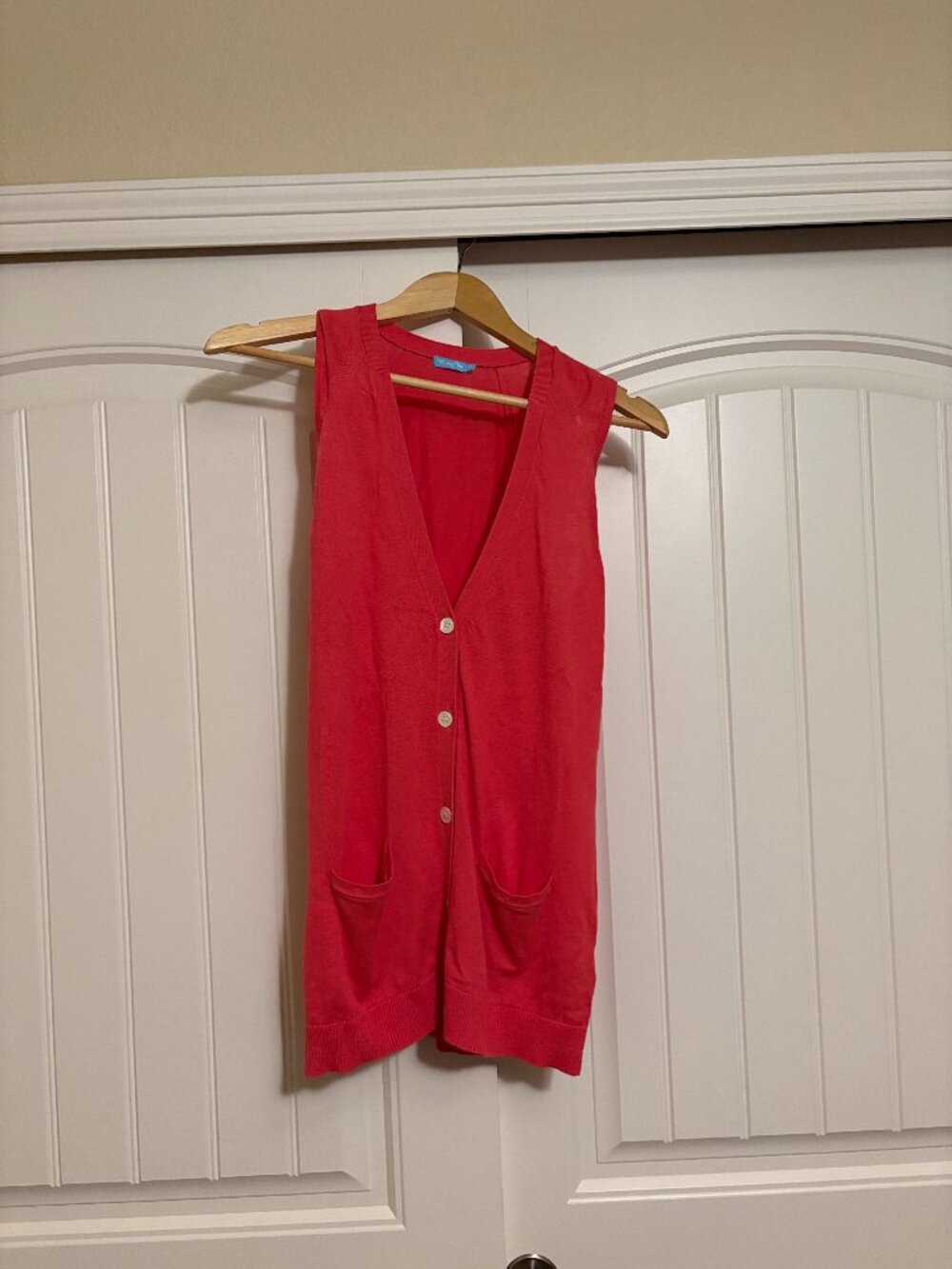 J. McLaughlin Sweater Vest XS Xtra Small Solid Pink Button Front Sleeveless